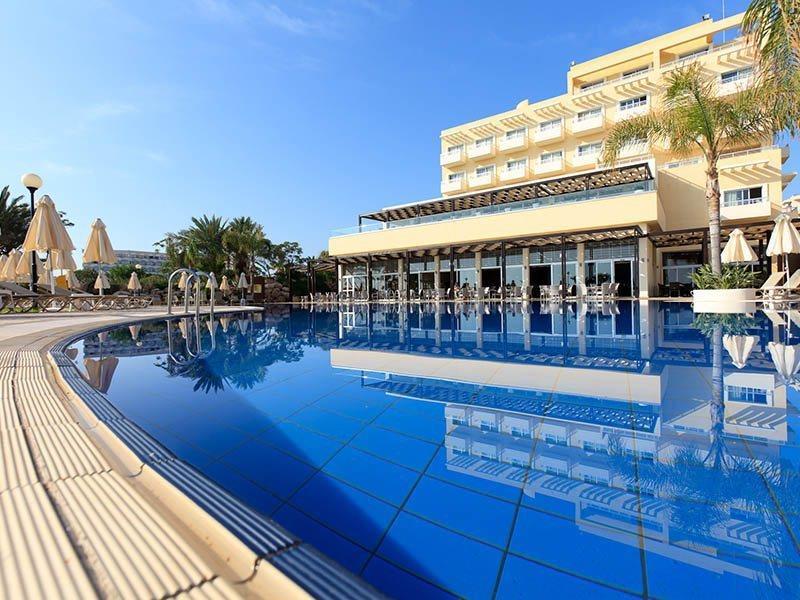 Sentido Kouzalis Beach Hotel Protaras Esterno foto