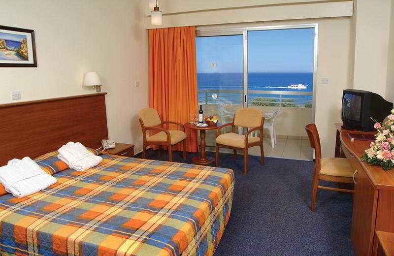 Sentido Kouzalis Beach Hotel Protaras Esterno foto